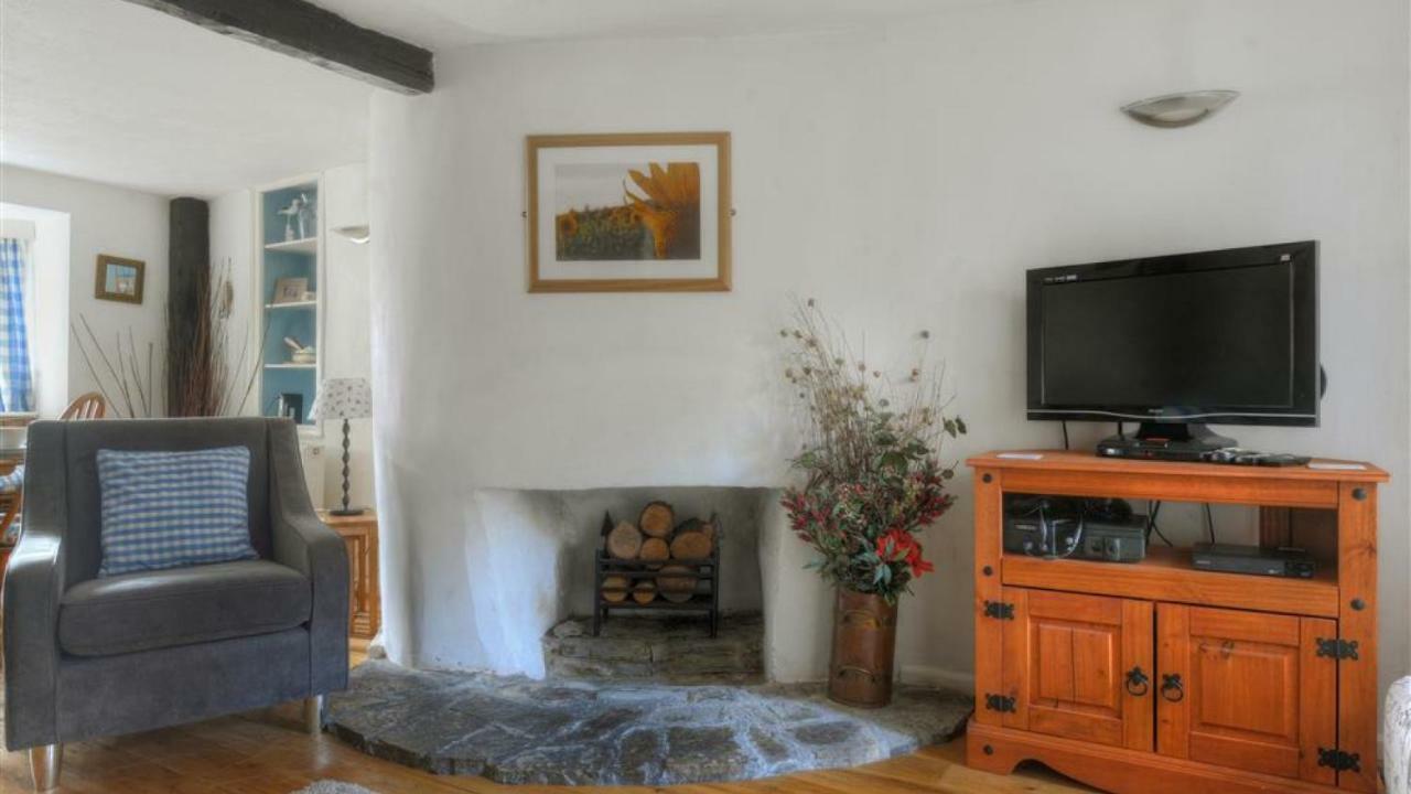 Ivy Cottage Lyme Regis Bagian luar foto
