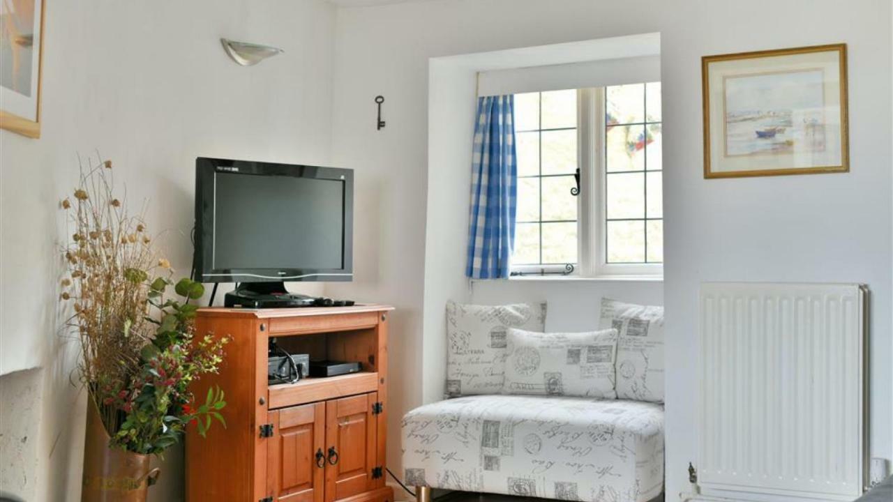 Ivy Cottage Lyme Regis Bagian luar foto